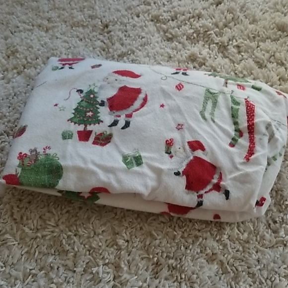 santa crib sheet